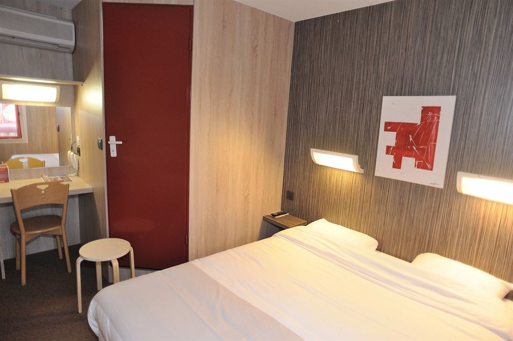 Hotel 4 Saisons Onet-le-Château Eksteriør billede