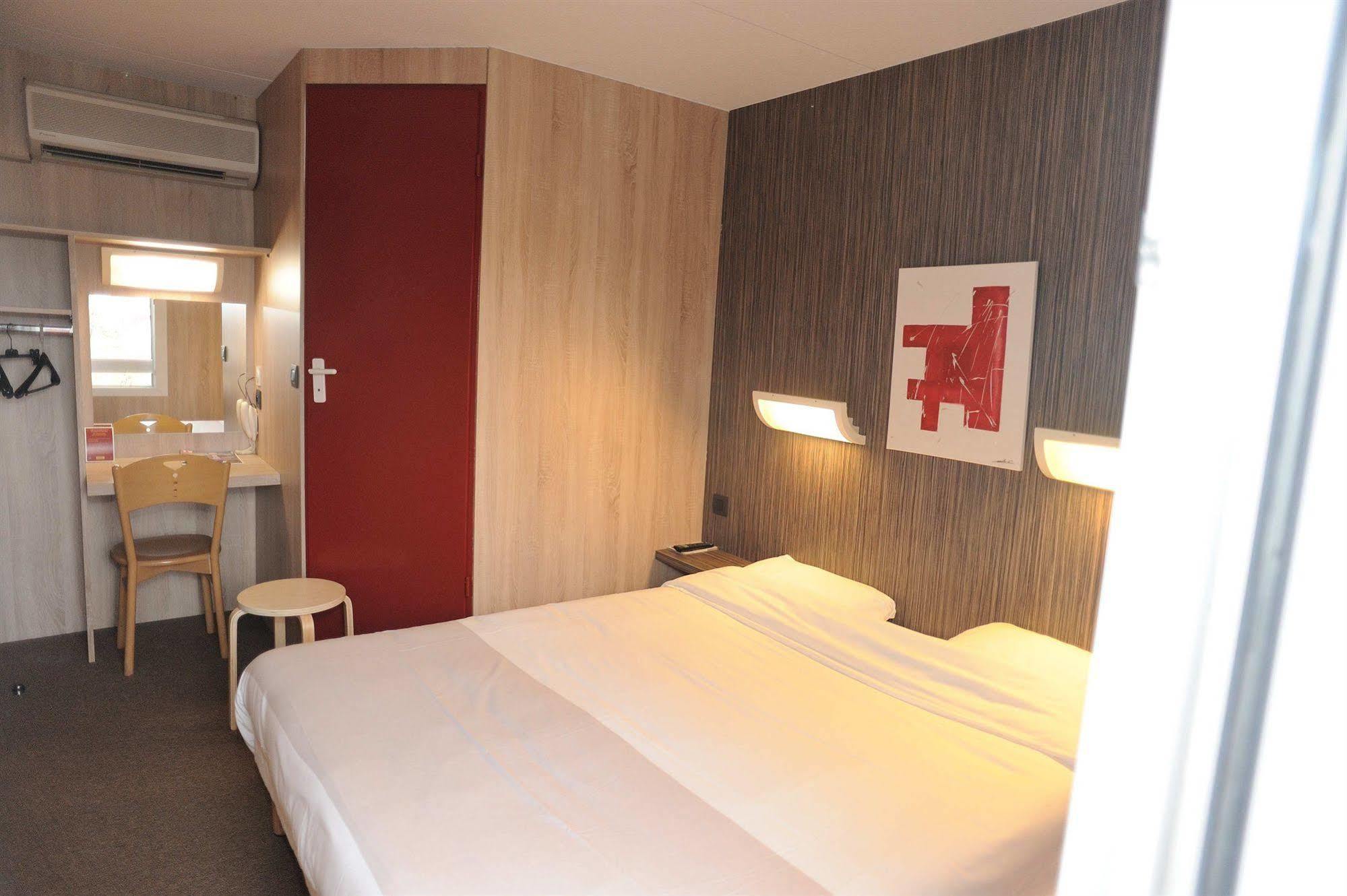 Hotel 4 Saisons Onet-le-Château Eksteriør billede