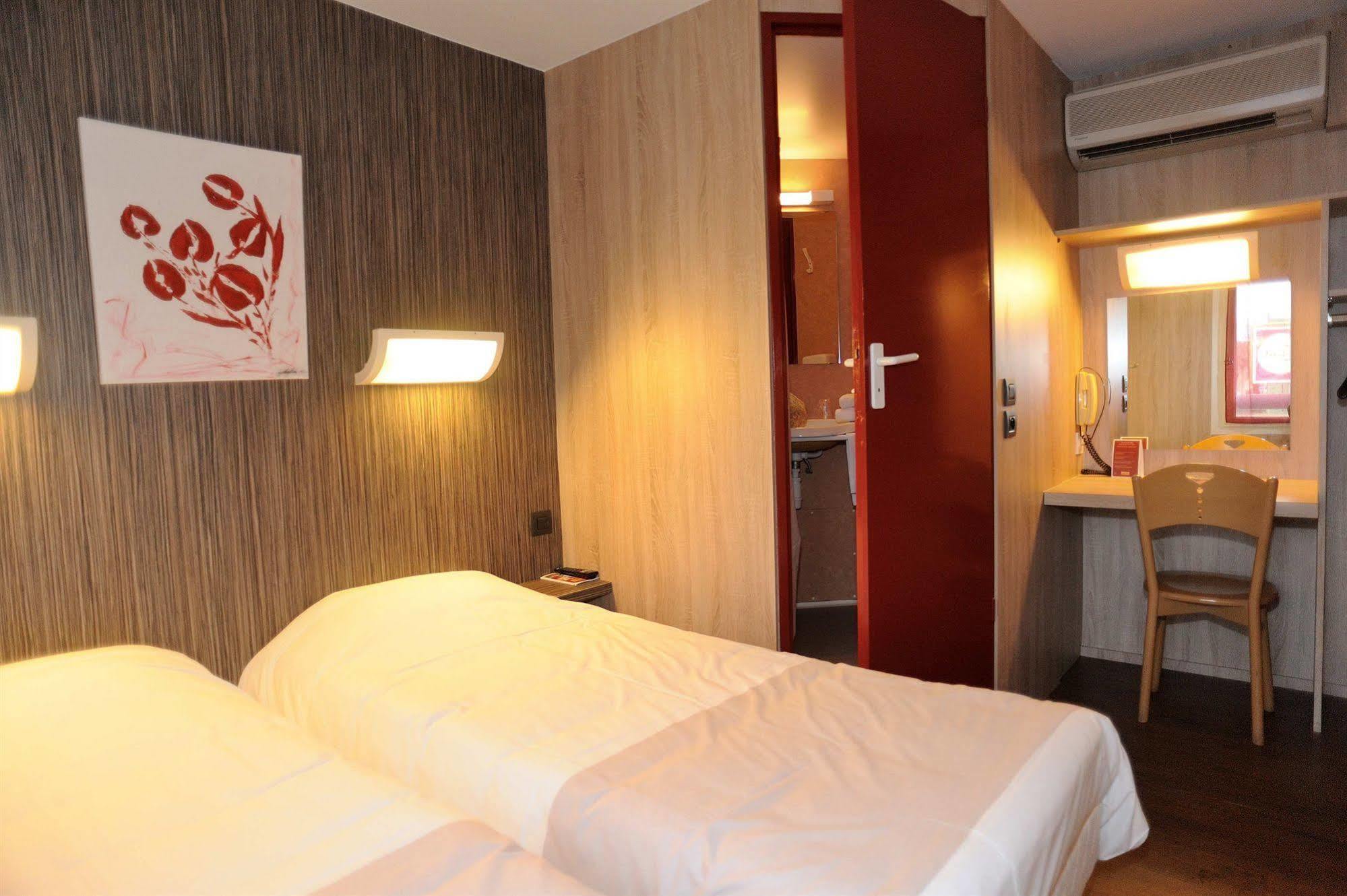 Hotel 4 Saisons Onet-le-Château Eksteriør billede